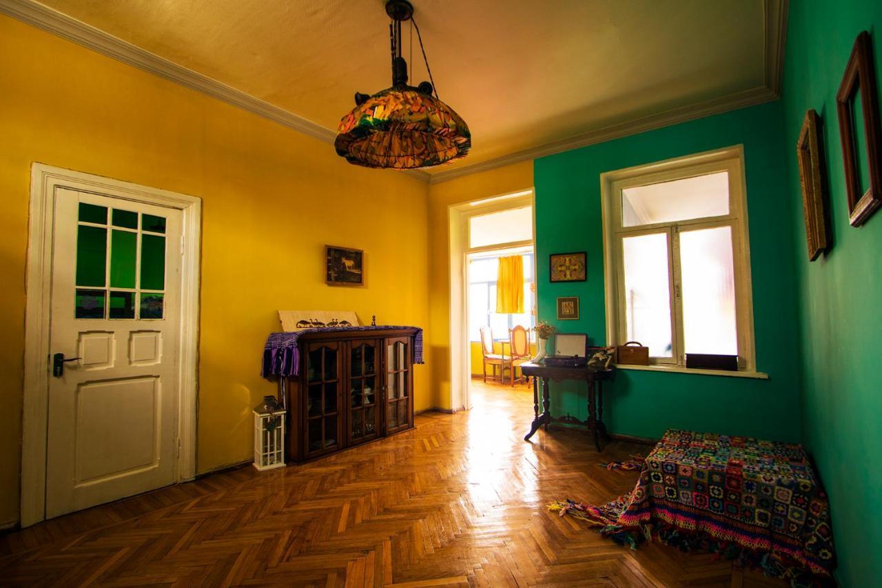 Royz Hostel Tbilisi Exterior photo